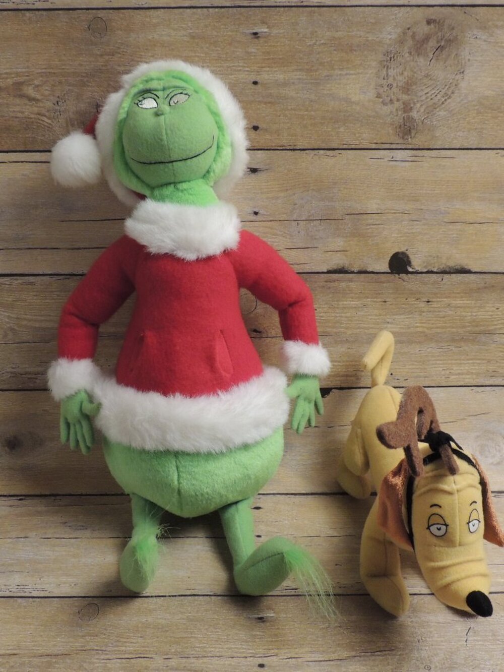Vintage 1998 Hallmark Dr Seuss Grinch and Max Plush Set